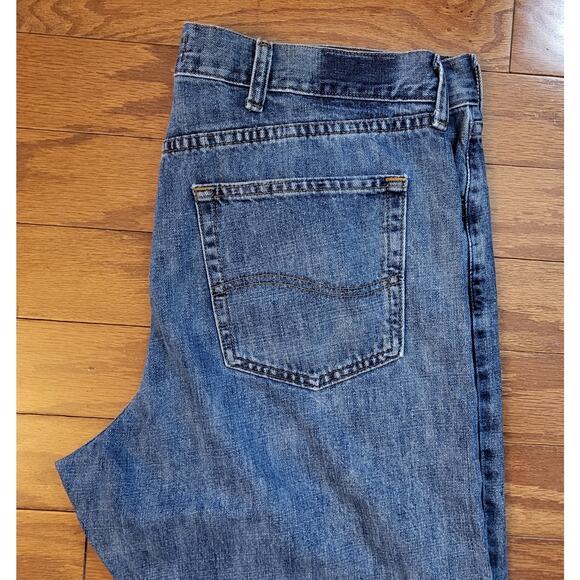 Lee Jeans Men Size (38x29 Actual) Blue Stone Wash Regular Fit Straight Leg Pants - Picture 8 of 13